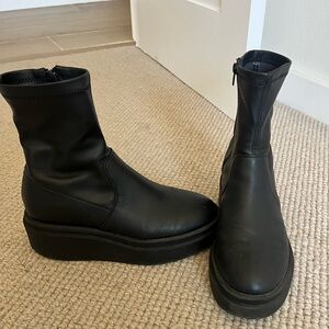 Therapy Colson Boots